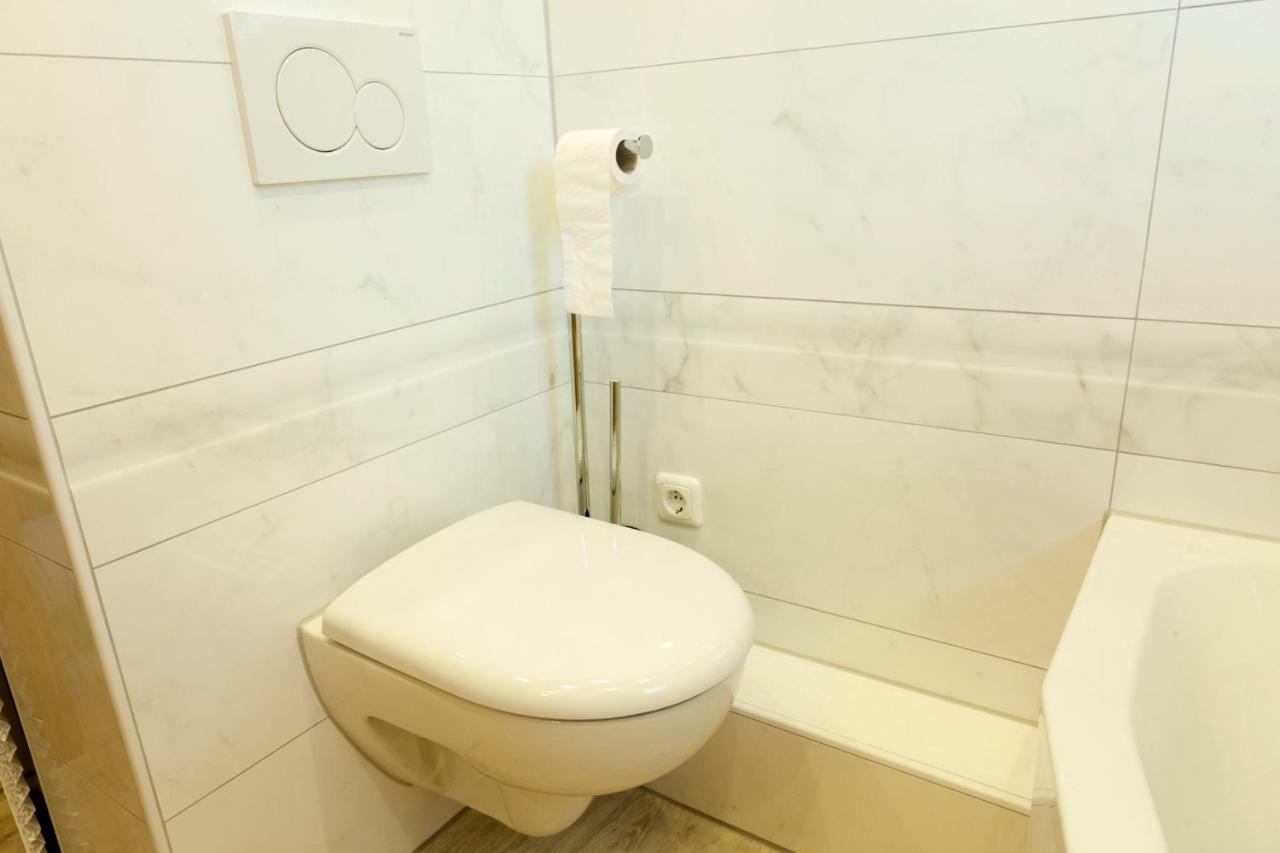Ferienwohnung Kurrer Plankstadt Екстер'єр фото