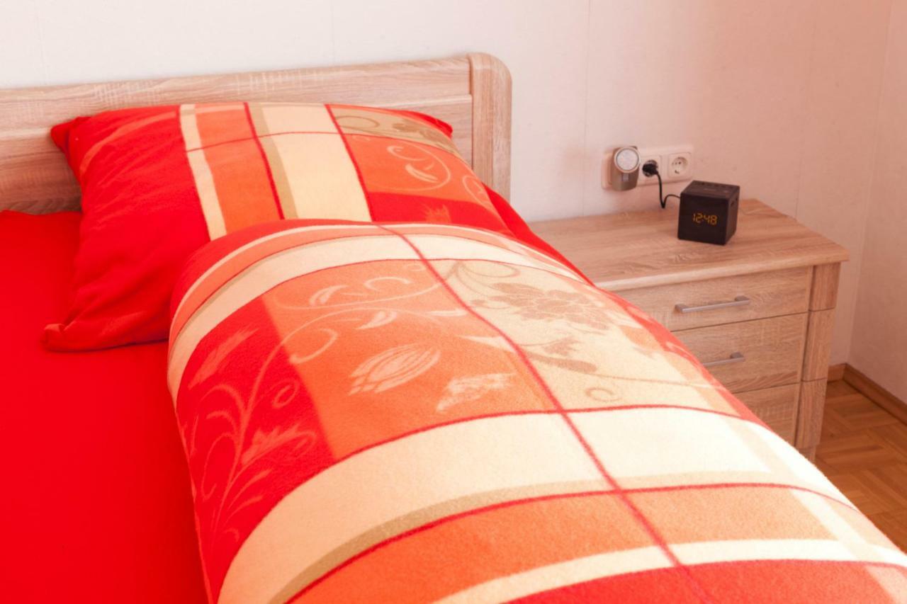 Ferienwohnung Kurrer Plankstadt Екстер'єр фото